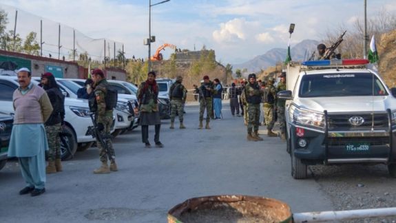 کورمه کې پاکستاني ځواکونو د وسله والو په ګډون د ۷۷ شرخوښو د نیولو خبر ورکړی