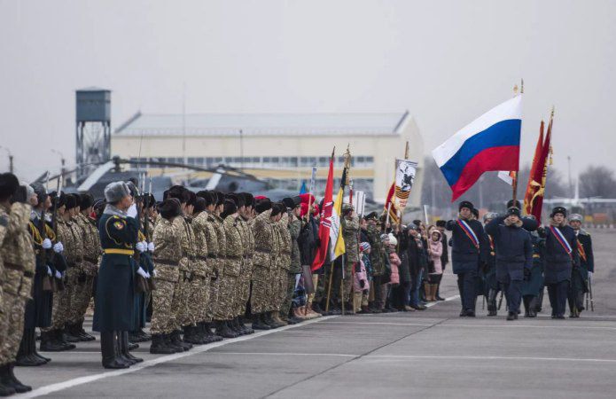 د روسیې سفیر: د کانت پوځي اډه د افغانستان له احتمالي ګواښونو سره د مقابلې لپاره سمبال ده