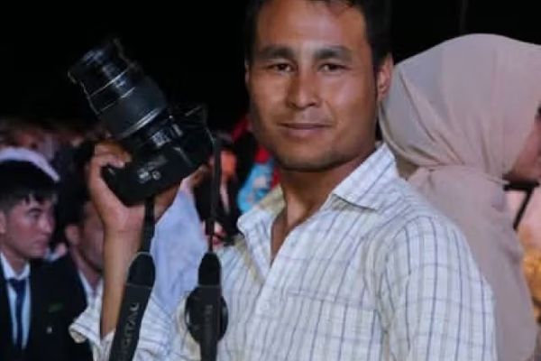 مركز الصحفيين الأفغان يدين نشر طالبان اعترافات قسرية لمراسل معتقل