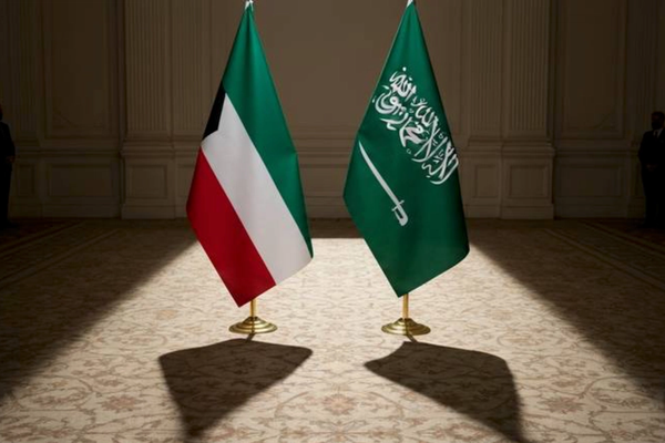 پر سعودي عربستان د یمن یاغیانو بریدونه؛ کوېټ سعودي عربستان ته د هر راز همکارۍ ډاډ ورکړ