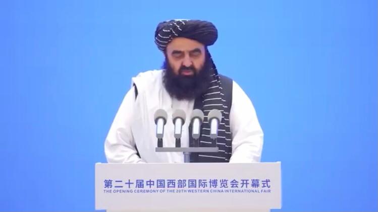 متقي: جګړو له ګاونډیو دا فرصت اخیستی و، چې د افغانستان له ستراتیژیک موقعیت څخه ګټه واخلي