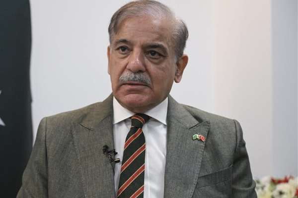 نی شبکې پر شهباز شریف د اسلام اباد میشتو افغان خبریالانو د ستونزو د حل غږ کړی