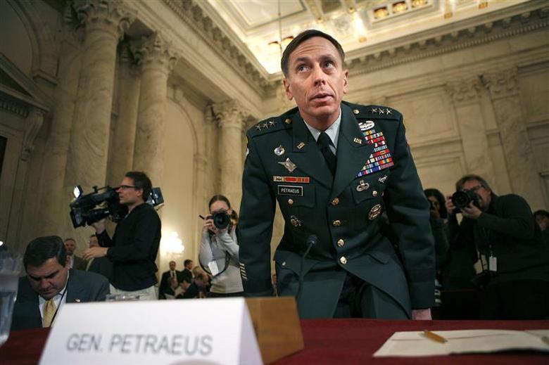 رئیس سابق سیا: پیشبینی شده بود که طالبان توانایی تأمین امنیت افغانستان را ندارند