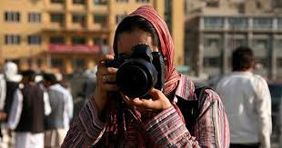 سازمان ملل: ۸۰ درصد از زنان خبرنگار در افغانستان مجبور شده‌اند کار خود را ترک کنند