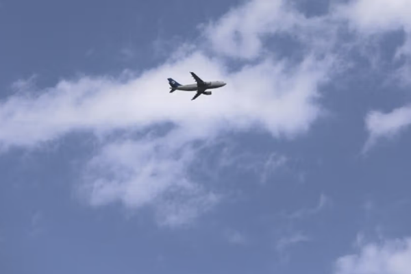 روسيا تنفي تصريحات سفير طالبان بشأن خطة لزيادة الرحلات مع أفغانستان