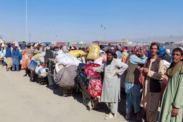 طالبان وايي تېرو دوو ورځو کې ۱۷۵۰ افغان کډوال له پاکستان څخه راستانه شوي