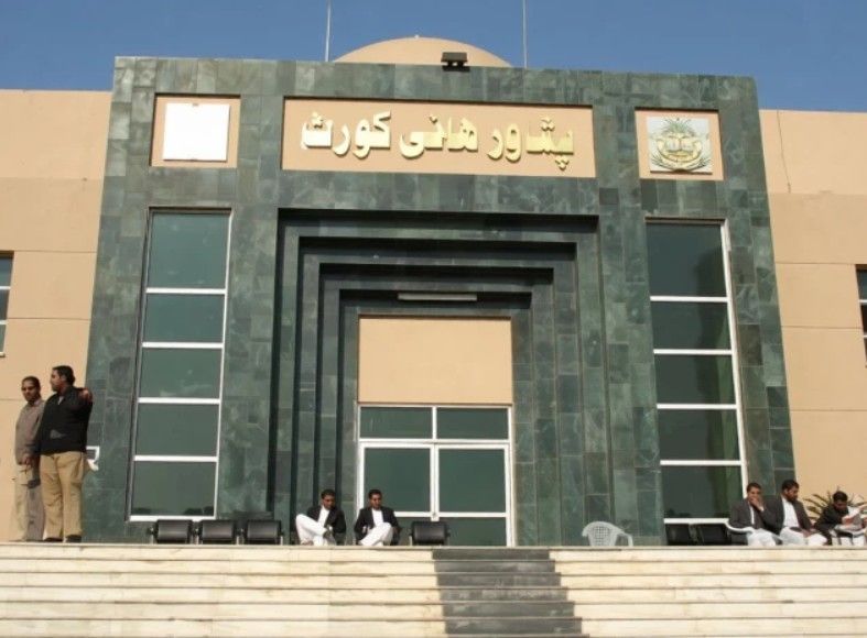 د پېښور عالي محکمې په پښتونخوا کې د افغان محصلینو د جبري ایستلو مخه ونیوله