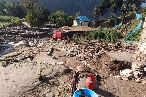 UN Warns Floods Have Increased Explosive Ordnance Risks In Afghanistan