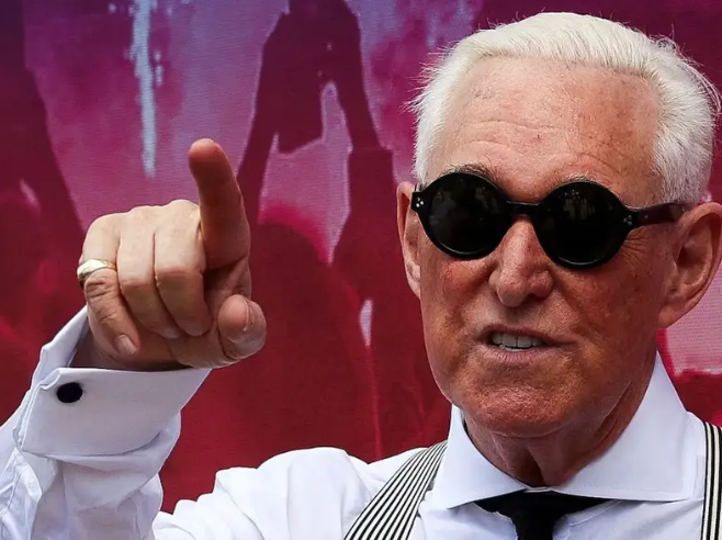 روزنامه واشینگتن ‌پست نوشت که به نظر می‌رسد تلاش برای رخنه در حساب‌ها، دست‌کم در مورد راجر استون، مشاور باسابقه ترامپ، موفق بوده است