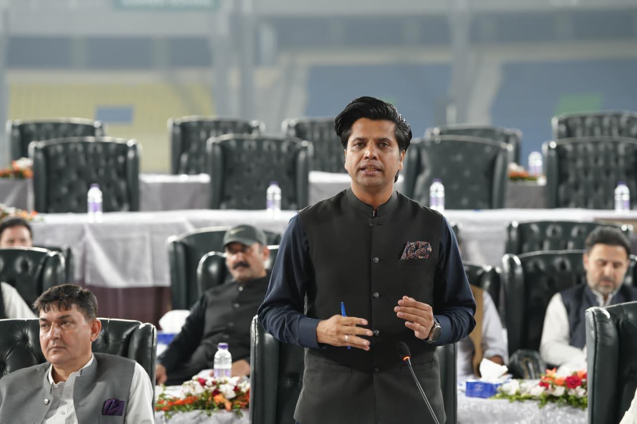 د خيبرپښتونخوا حکومت د تېلو بیو لوړولو ته سخت غبرګون ښودلی