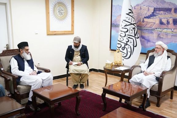 معاون رئيسالوزرای طالبان: پاکستان در تصمیم خود برای اخراج مهاجران افغان تجدیدنظر کند