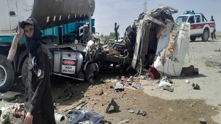 مقتل ٦ أشخاص وإصابة ٣١ في حادث مروع بولاية غزني