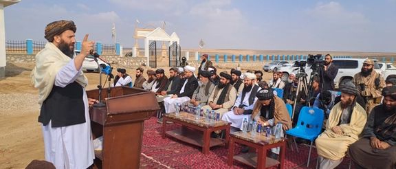 طالبان در دشت لیلی، در نزدیکی گور دستهجمعی افراد خود مسجد ساخت