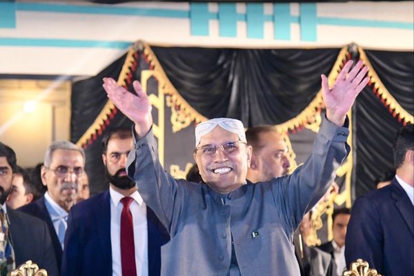د پاکستان ولسمشر: طالبان خلکو ته د نوروز جشن د نمانځلو اجازه نهورکوي