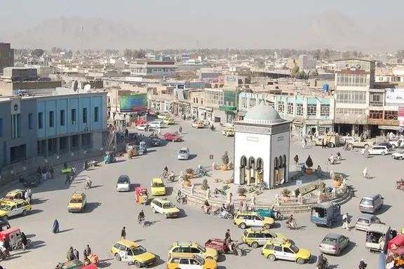 طالبان در قندهار به صرافان هشدار داد که از نشر نرخ دالر در شبکه‌های اجتماعی خودداری کنند