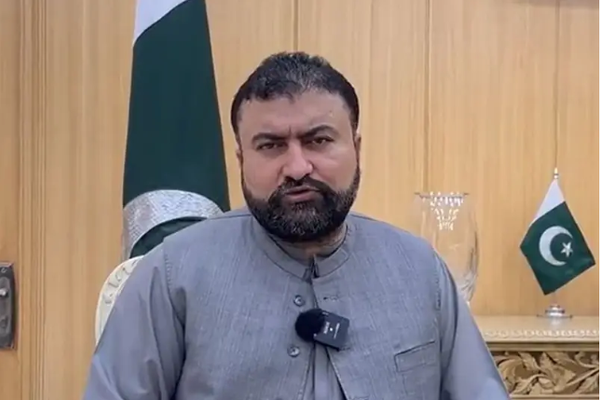 Taliban Never Sought Reconsideration of Afghan Immigrants’ Deportation, Says Pak Minister