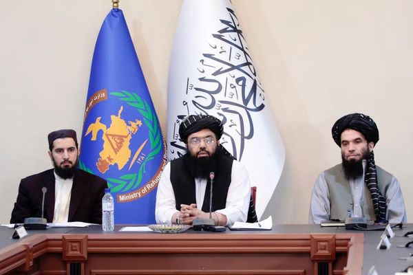 مولوي کبیر: په تېرو څلورو کلونو کې ۶،۸ مېلیونه کډوال افغانستان ته ستانه شوي دي