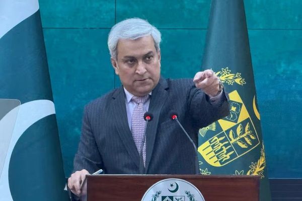 وزارت خارجه پاکستان میگوید از مذاکره با طالبان در عربستان اطلاعی ندارد