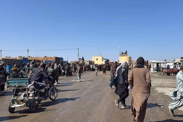 د فراه د ګمرک د کارګرانو اعتراض په تاوتریخوالي اوښتی