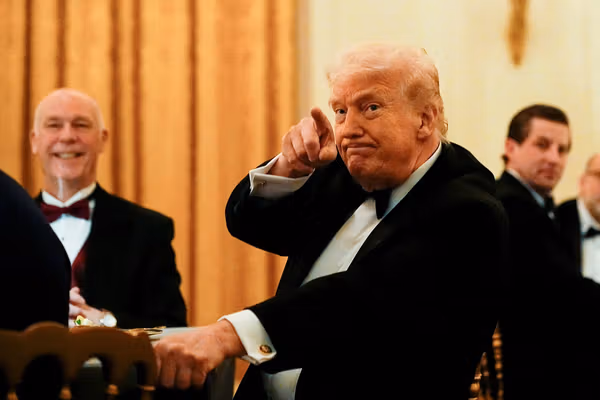 نیویارک تایمز: ترامپ در پی حمله نظامی گسترده به جمهوری اسلامی در پی یک حمله هدفمند است