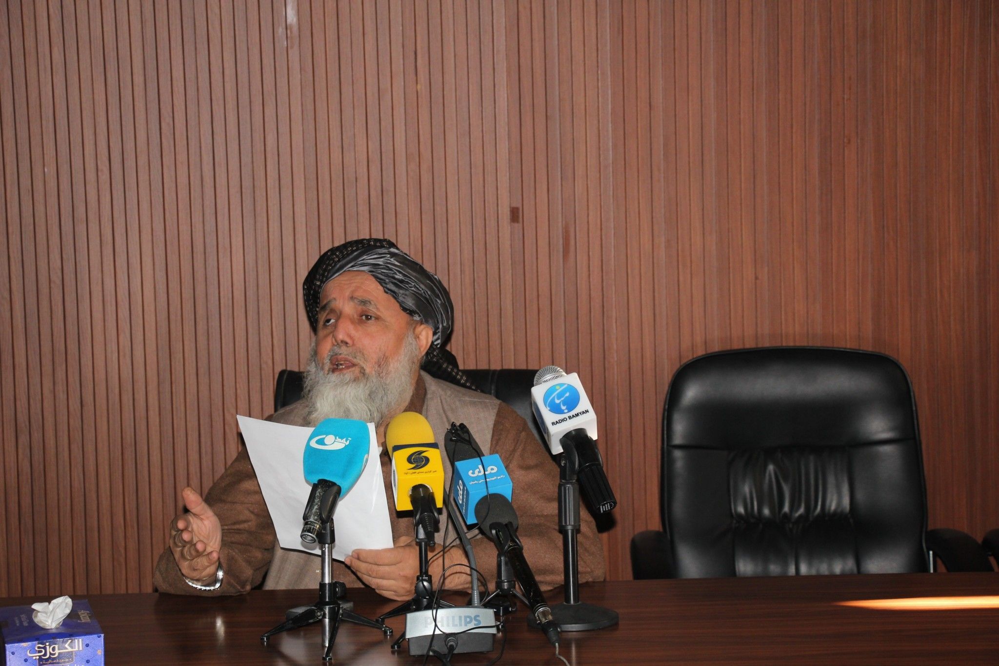 والی طالبان: حکومت به زور نمی‌شود 