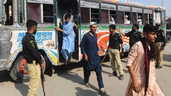 افغان کډوال: هیله من یو چې په پاکستان کې د راتلونکي منتخب حکومت سره زموږ ستونزې راکمې شي