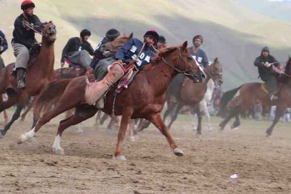 په بدخشان کې د اتو لوبډلو ترمنځ د وزلوبې سیالۍ پیل شوې