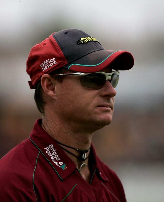 سرمربی تیم ملی کریکت افغانستان کنار می‌رود