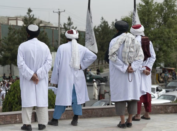 طالبان تمنح أتباع المذهب الإسماعيلي "مكافآت" مقابل التحول إلى المذهب السني