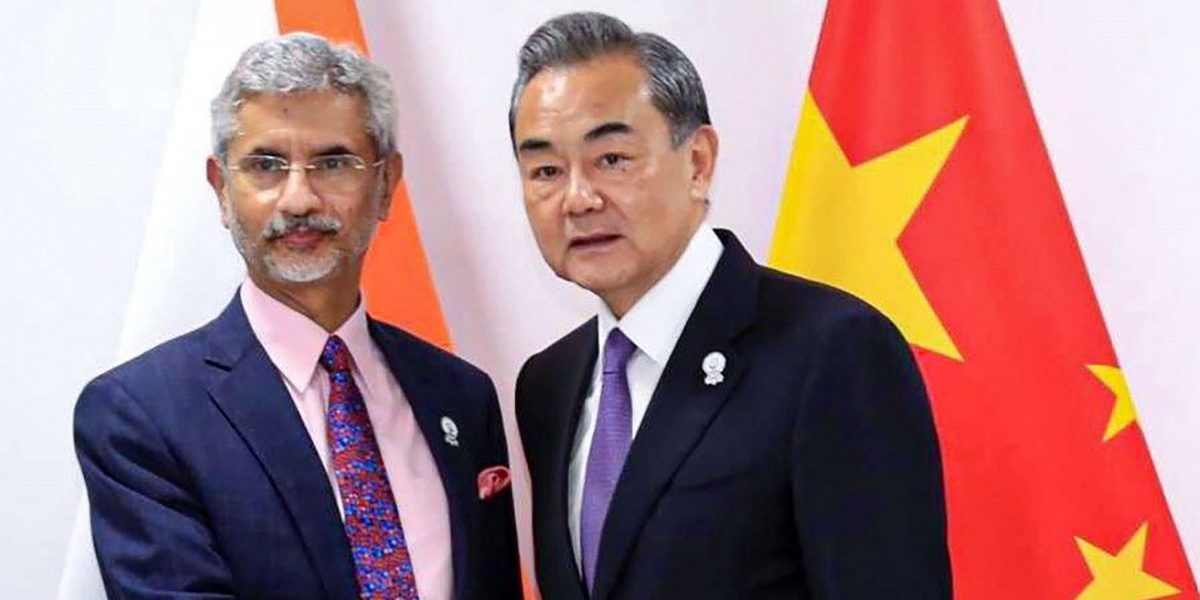 وزیر خارجه چین با همتای هندی خود در مورد افغانستان گفتگو کرد