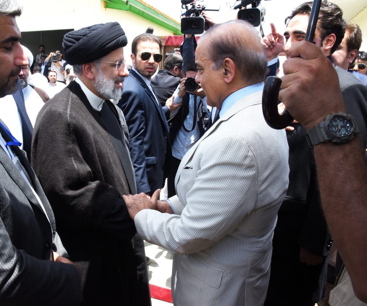 نخست‌وزیر پاکستان تعامل سازنده جامعه جهانی با طالبان را ضروری خواند