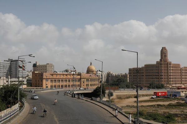 اجساد یک زن افغان و سه کودکش در کراچی پاکستان پیدا شد