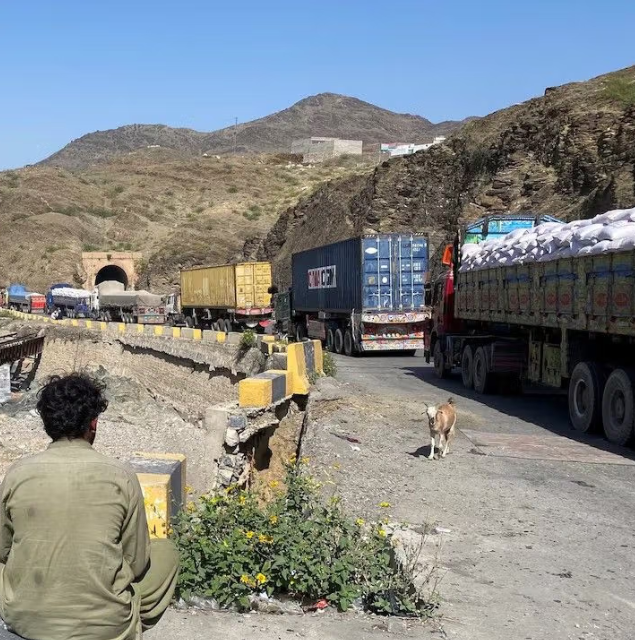 إغلاق الحدود بين باكستان وأفغانستان يسبّب خسائر تقدَّر بأربعة ملايين دولار يوميًا