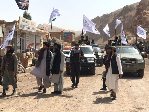 رئیس کمیته سیاسی جبهه آزادی: حذف واژه «سرپرست» تیر خلاص بر قلب منتظران تعامل با طالبان است