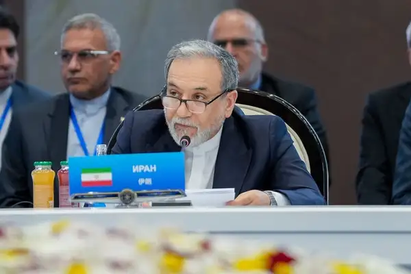 وزیر خارجه ایران: از تشکیل حکومتی فراگیر در افغانستان حمایت میکنیم