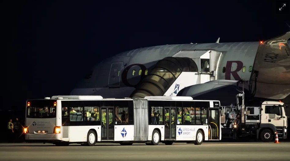 د بښنې نړۍوال سازمان: د افغان کډوالو لیږل له طالبانو سره د جرمني د همکارۍ ګواښ رامنځته کوي