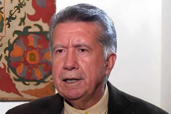 افراسیاب خټک: په اسلاماباد کې له هر برید وروسته پښتانه د شکمنو په توګه ګڼل کېږي