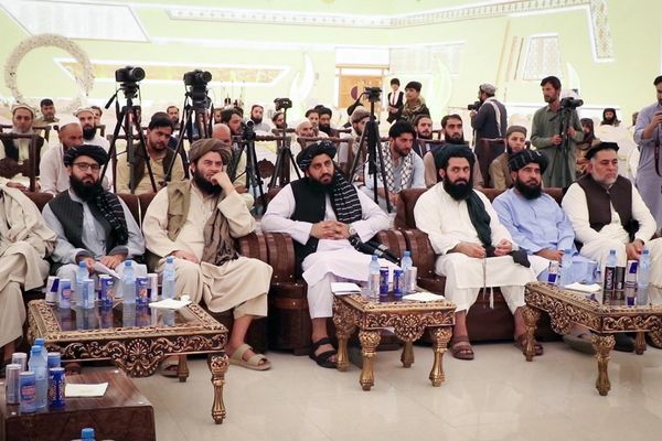 په ننګرهار کې د ۳۰ مېګاواټه په ظرفیت د خازني بانک د نصب چارې پیل شوې