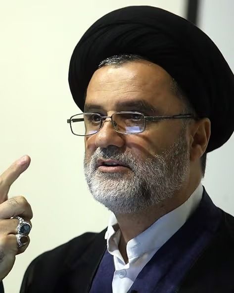 ایراني چارواکی: ټرمپ ته مو ویلي چې که کومه تېروتنه وکړي تر ۴ زره کسانو به یې ووژنو