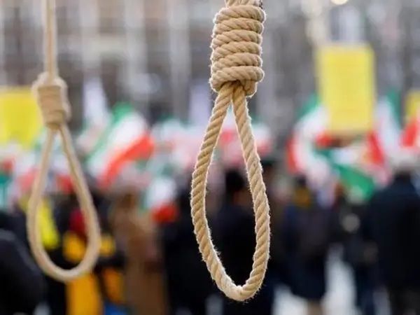 د ایران د بشري حقونو سازمان کلنی راپور: د ایران حکومت په یو کال کې ۸۳۴ کسان اعدام کړي دي