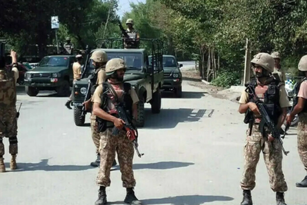 پاکستاني پوځ د بلوچستان په خاران سیمه کې د ۱۲وسلهوالو د وژلو ادعا کړې