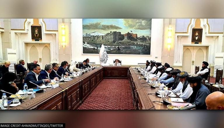 انتقاد از "ترکیب مردانه" هیات‌های خارجی در سفر به افغانستان