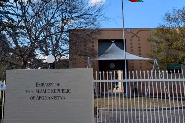 په اسټرالیا کې د افغانستان د سفارت چارې په رسمي توګه وځنډول شوې