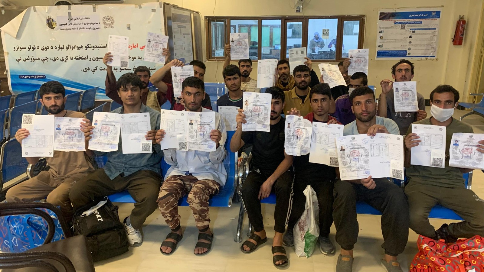 د پاکستان او عراق له زندانونو تر ۷۵۰ ډېر افغانان خوشې شول