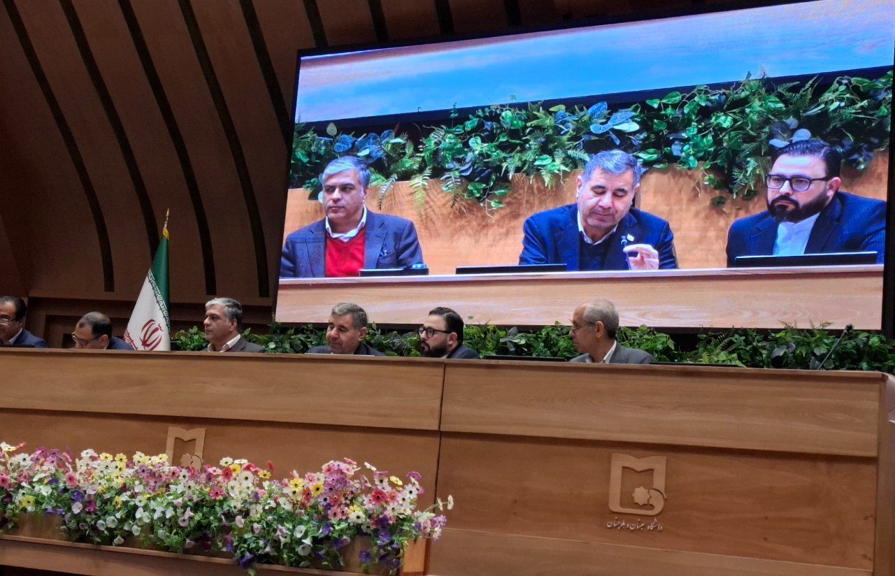 د ایران د ولسمشر سلاکار: له افغانستان او پاکستان سره د ګډ اقتصادي زون جوړولو هڅه کوو