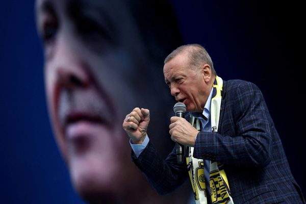 اعلام رسمی نتایج انتخابات ترکیه؛اردوغان با یک پیروزی چشمگیر بار دیگر رئیس جمهور ترکیه شد