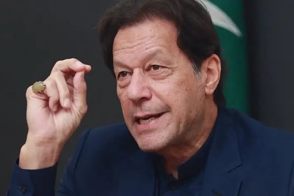 د اسلاماباد سترې محکمې د عمران خان د اېکسپاڼې تړلو قضیې پرېکړه مئ میاشتې ته وځنډوله