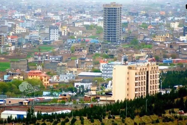 «پسرم مریض است، خودم رخصتی ندارم و خانمم میترسد از خانه خارج شود»