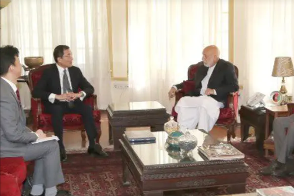 Former Afghan President Calls for National Discourse in Afghanistan