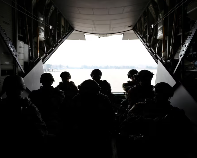 نیویارک تایمز: ترامپ اعزام کماندو برای حمله به برخی اهداف نظامی در ایران را بررسی می‌کند